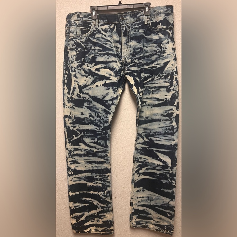 Robin's Jean Black and White Straight Jeans pre owned excellent condition 44x35